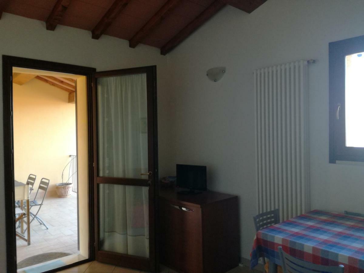 Apartamento Finestra Della Val D'Orcia Contignano Exterior foto
